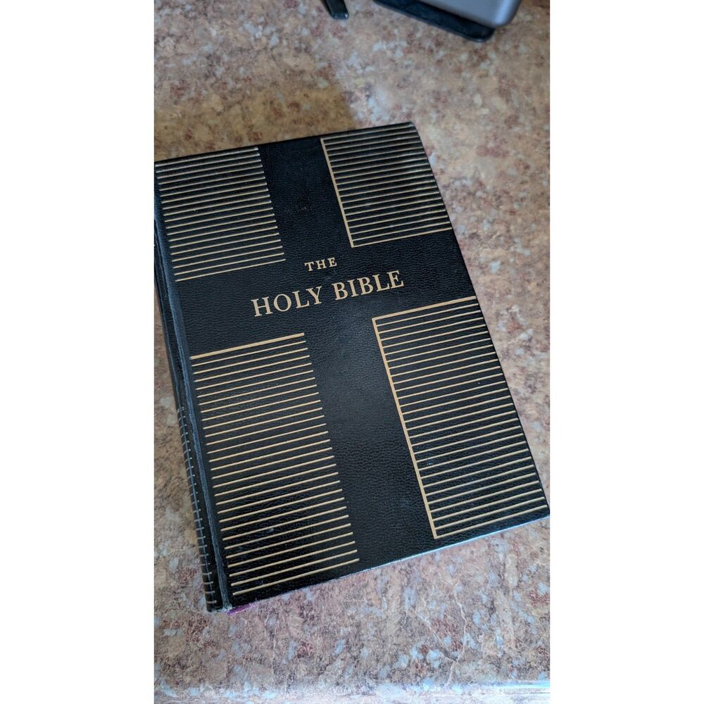1950 Holy Bible Douay Confraternity Catholic P.J. Kenedy & Sons Black Gold